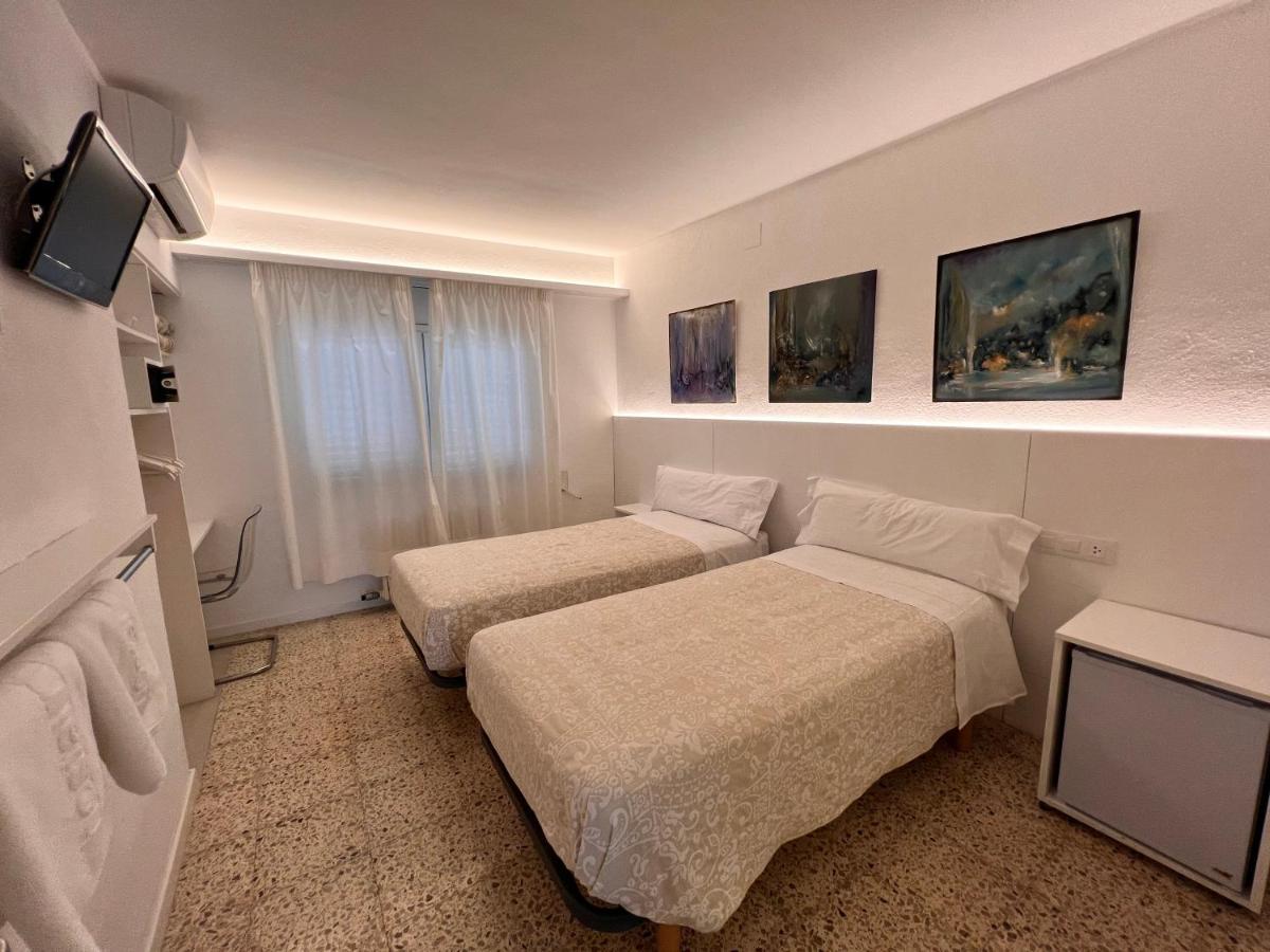 Hostal Marina Cadaqués Eksteriør billede