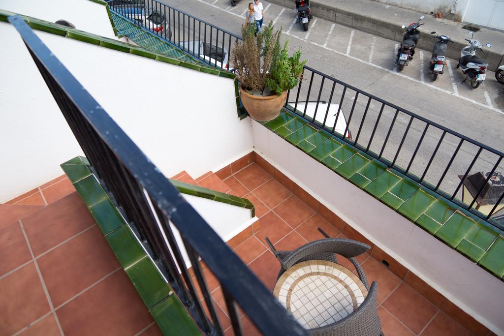 Hostal Marina Cadaqués Eksteriør billede