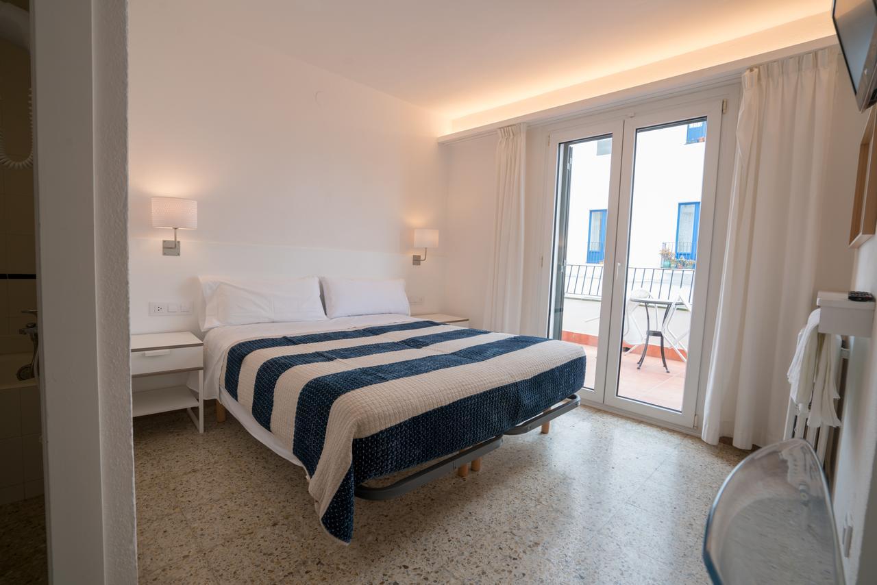Hostal Marina Cadaqués Eksteriør billede